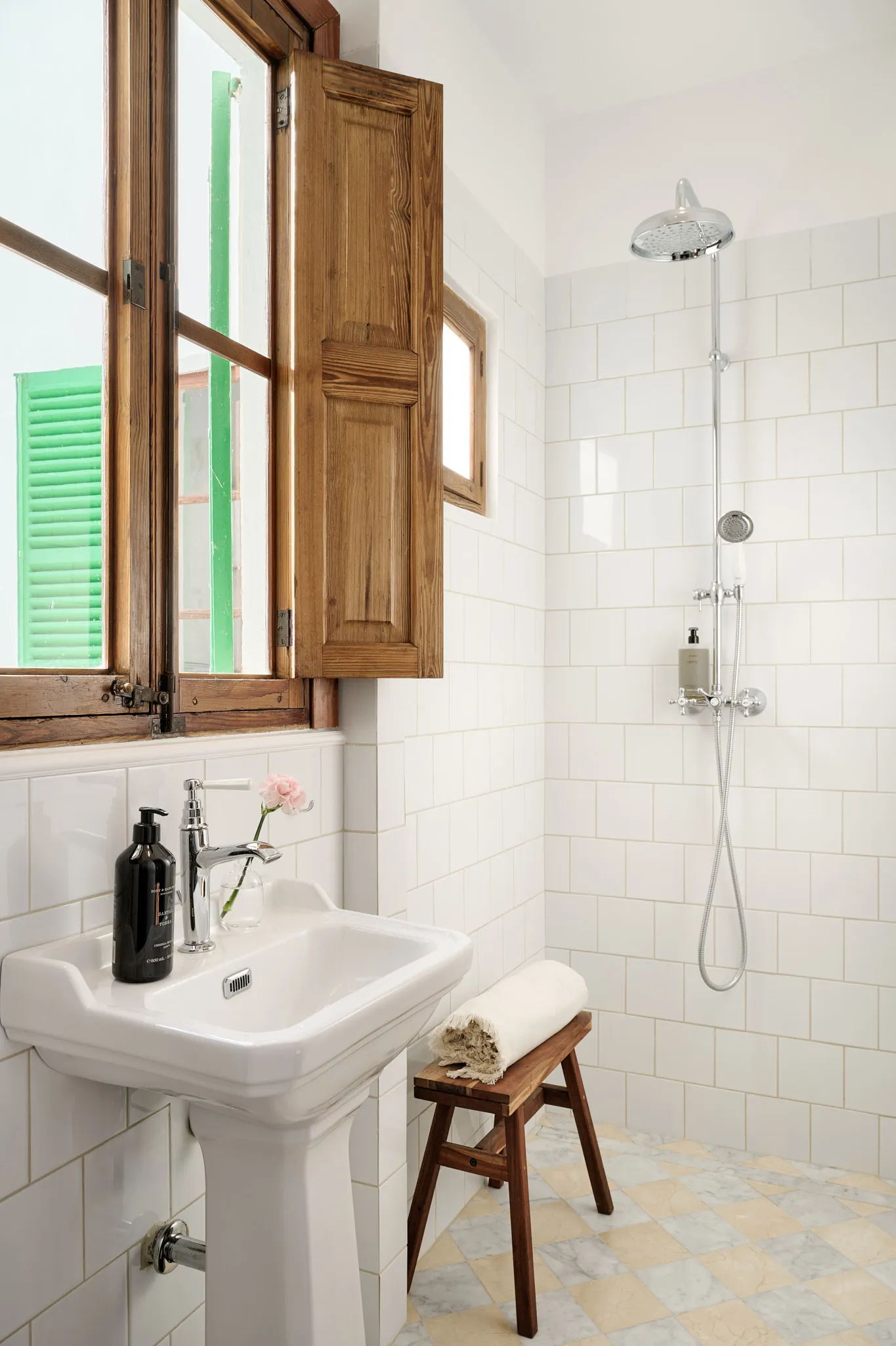 Elegant renovated apartment with character and lots of light in Son Armadams-14