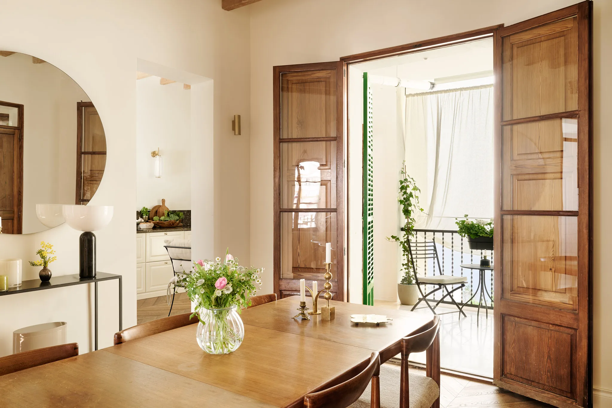 Elegant renovated apartment with character and lots of light in Son Armadams-9