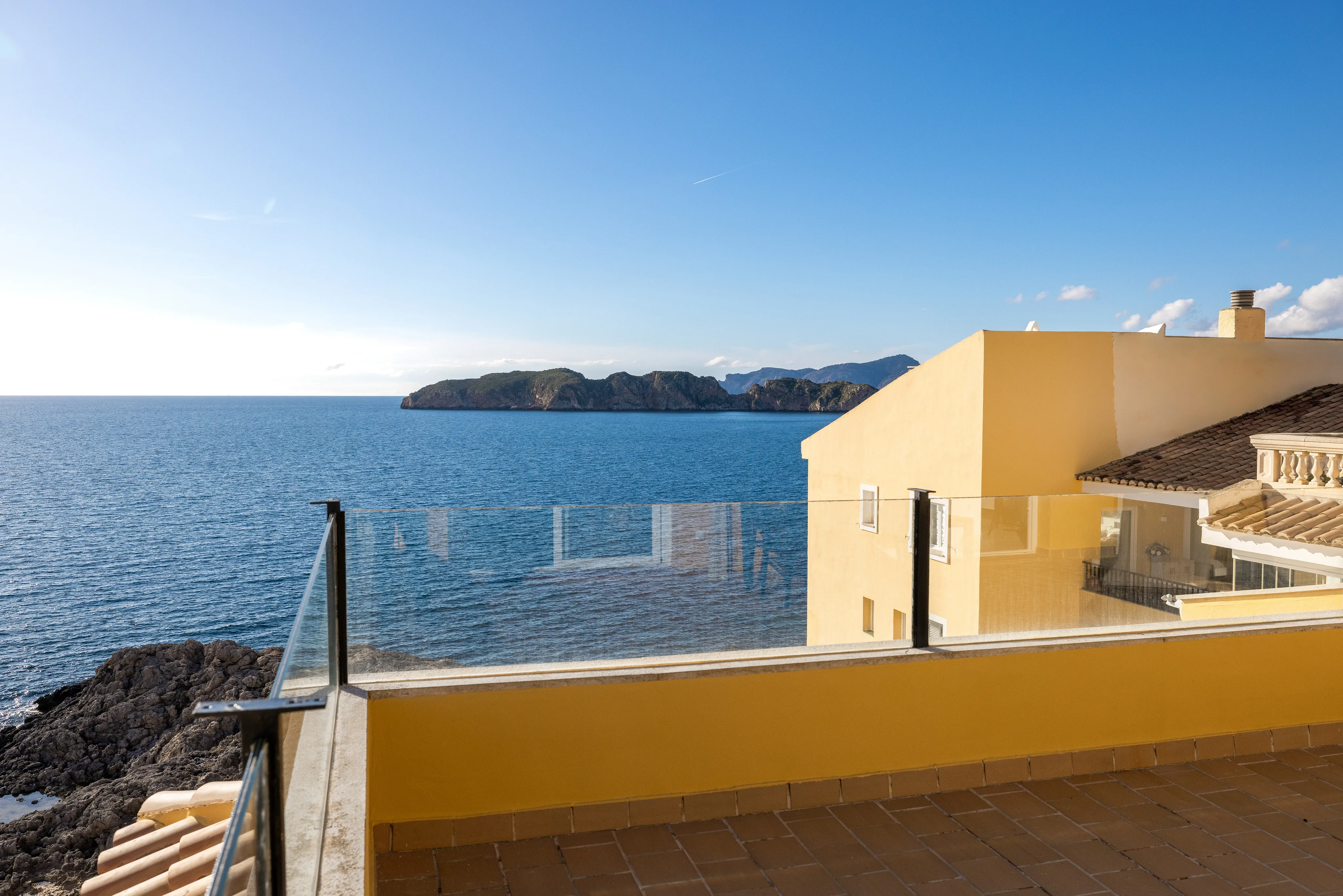 Ático con vistas impresionantes-15