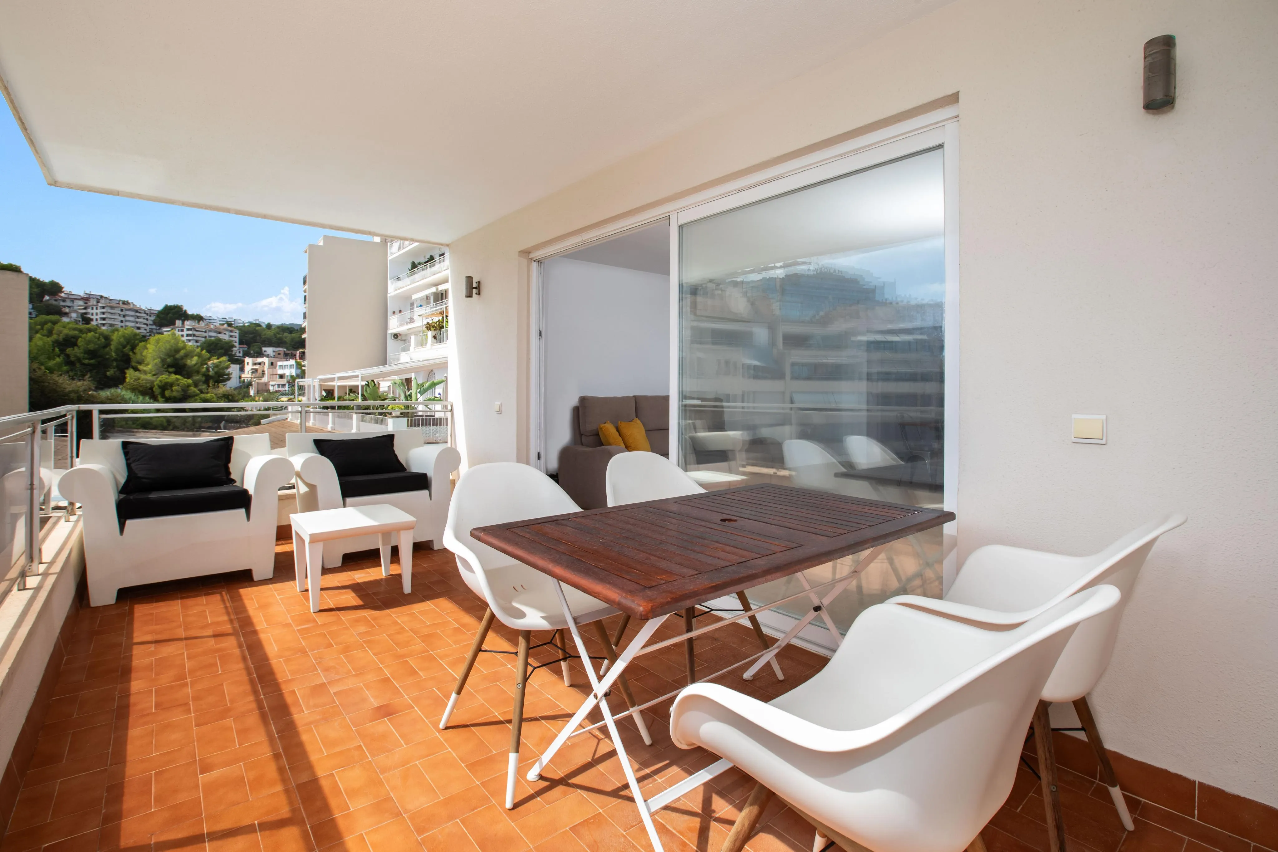 Spacious apartment with terrace and harbour views in Can Bárbara-12