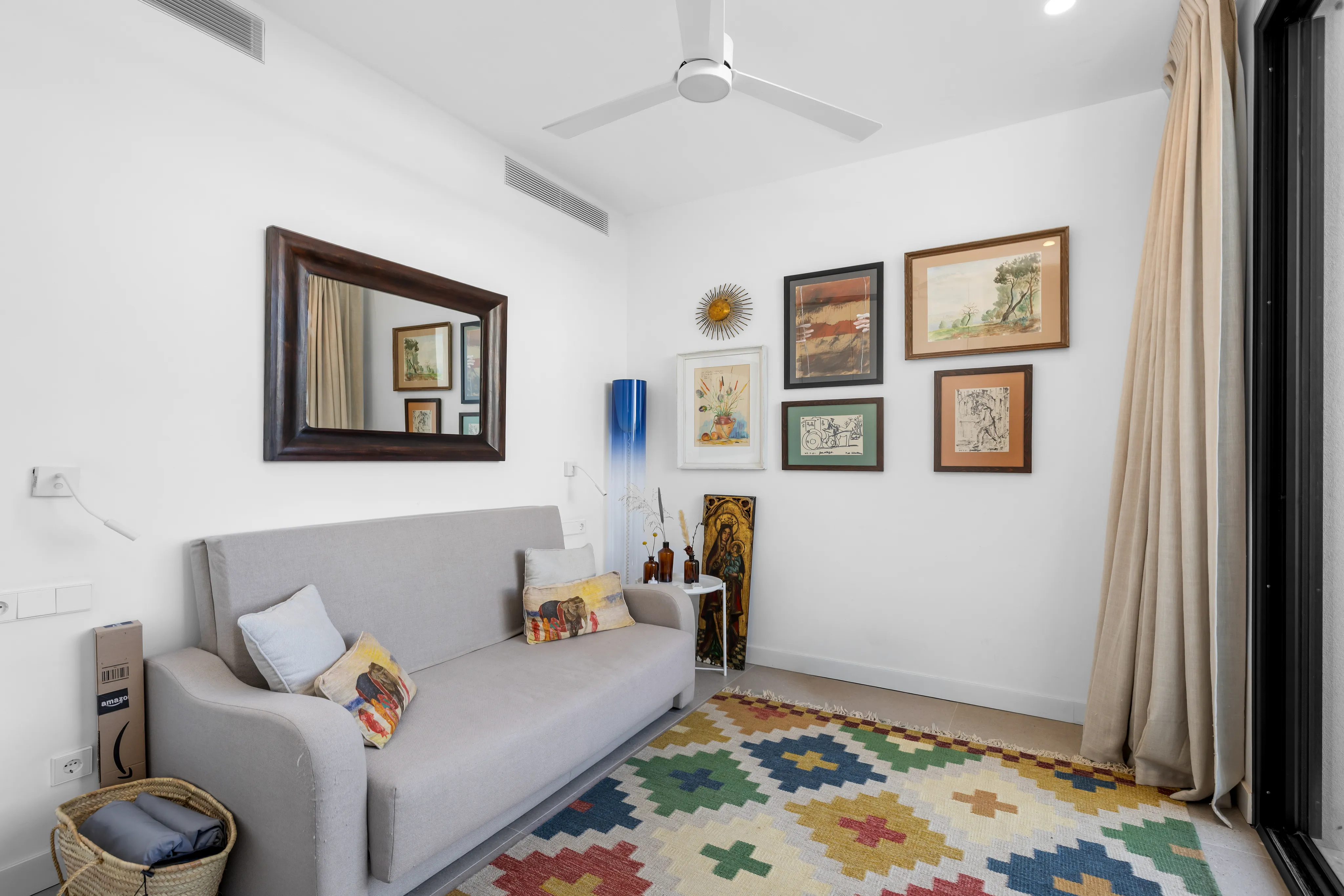 Villa moderna con piscina, giardino e appartamento indipendente-15