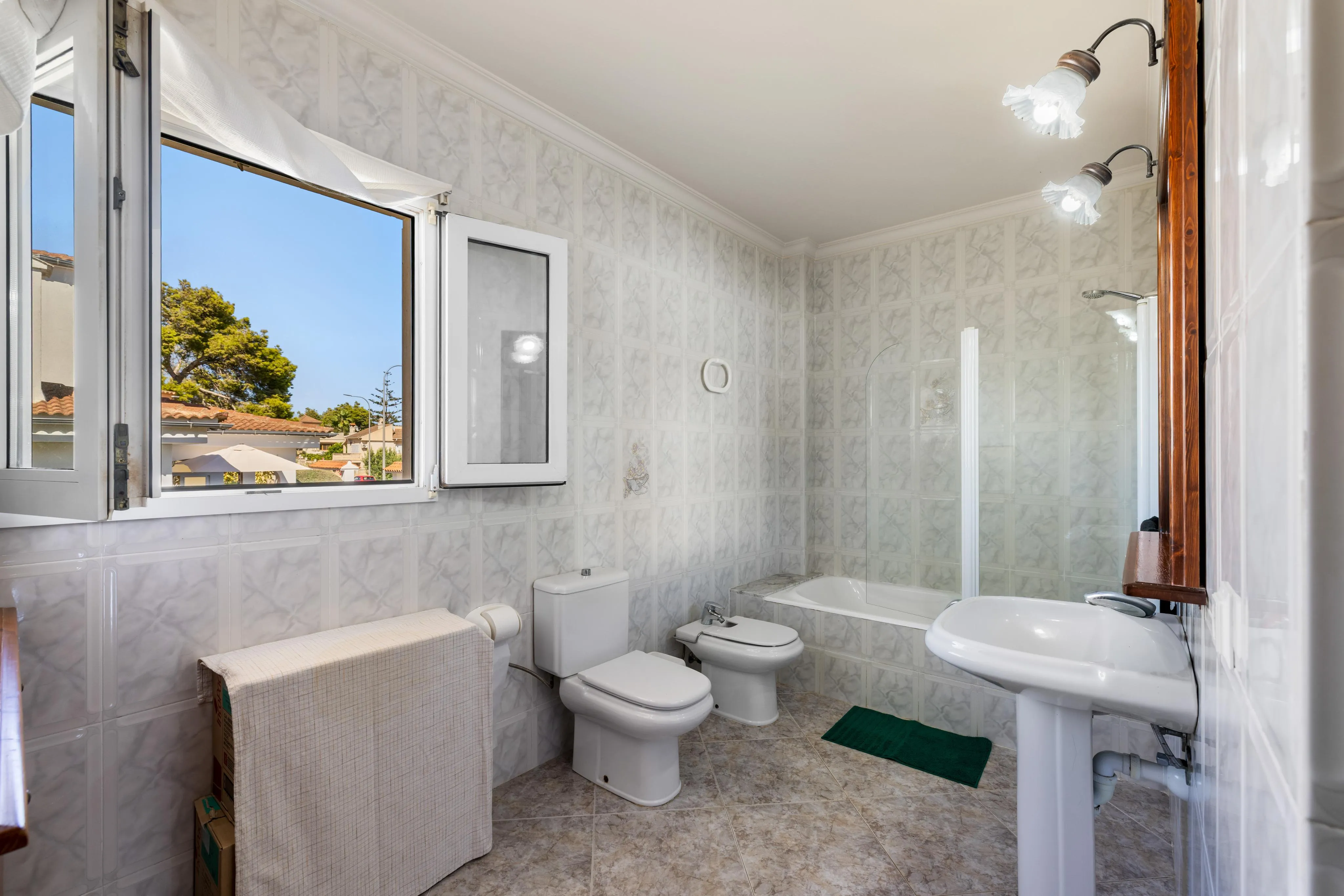 Spaziosa casa indipendente con ampio potenziale-4