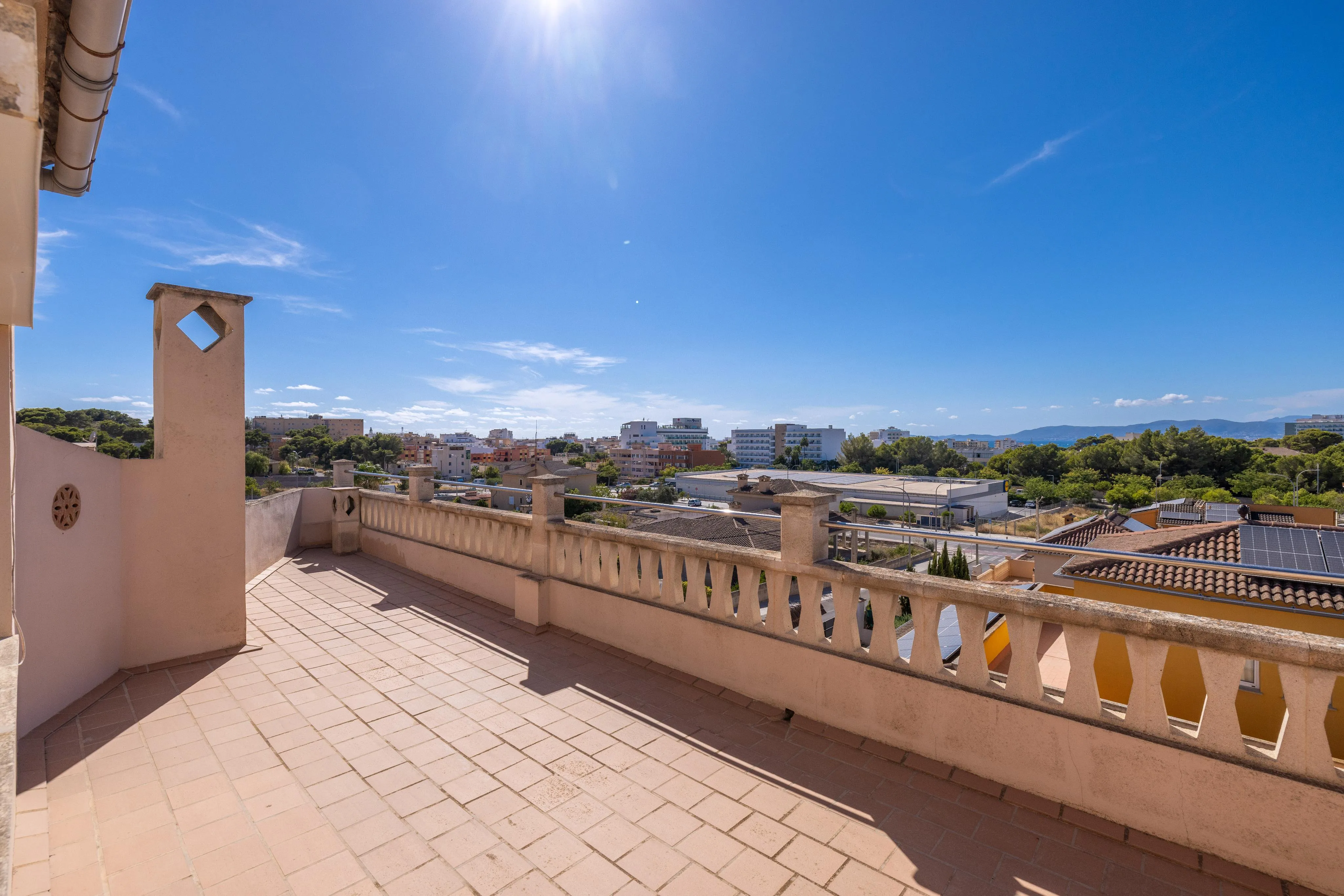 Spaziosa casa indipendente con ampio potenziale-1