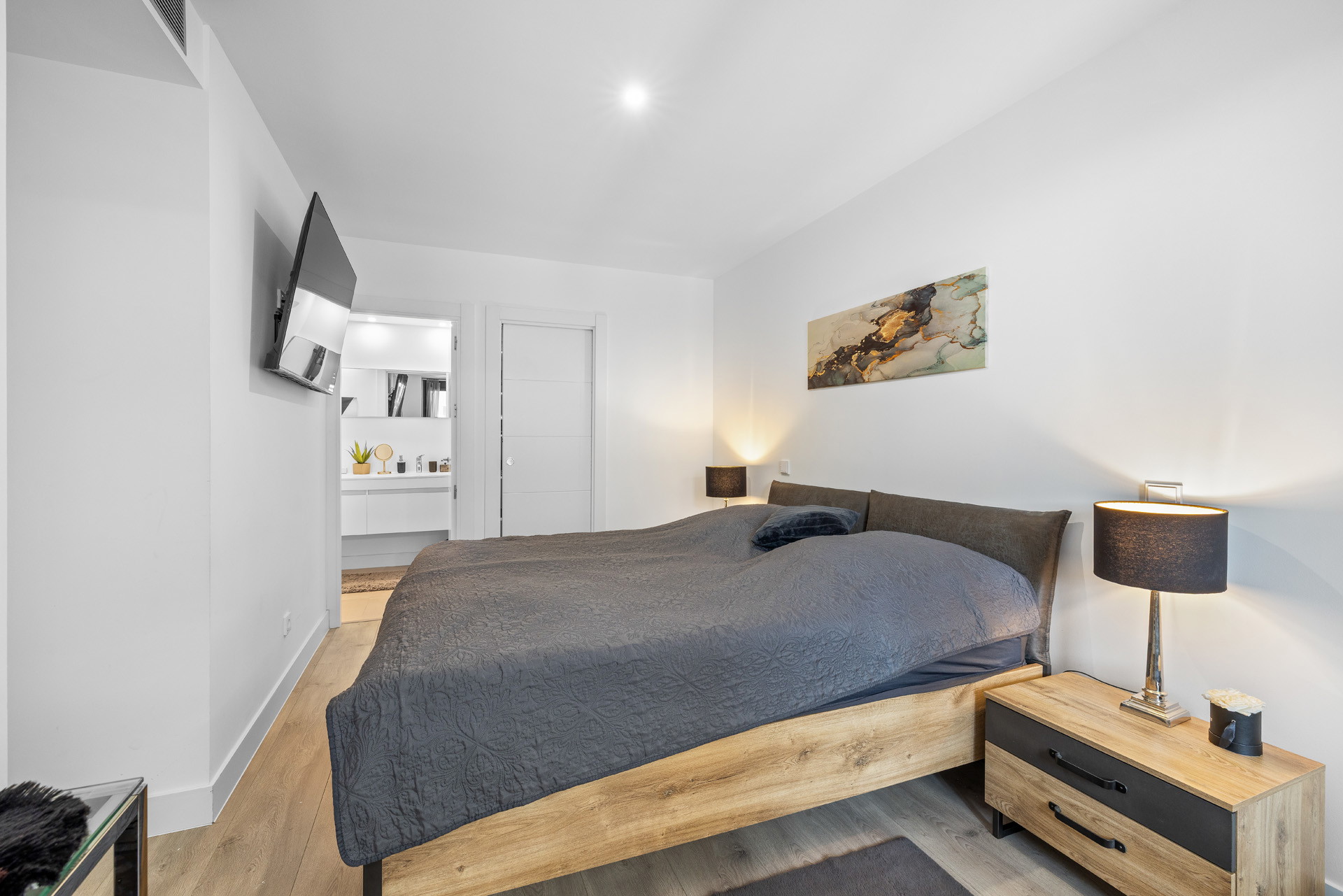 High-quality new-build apartment with spacious terrace near the sea-6