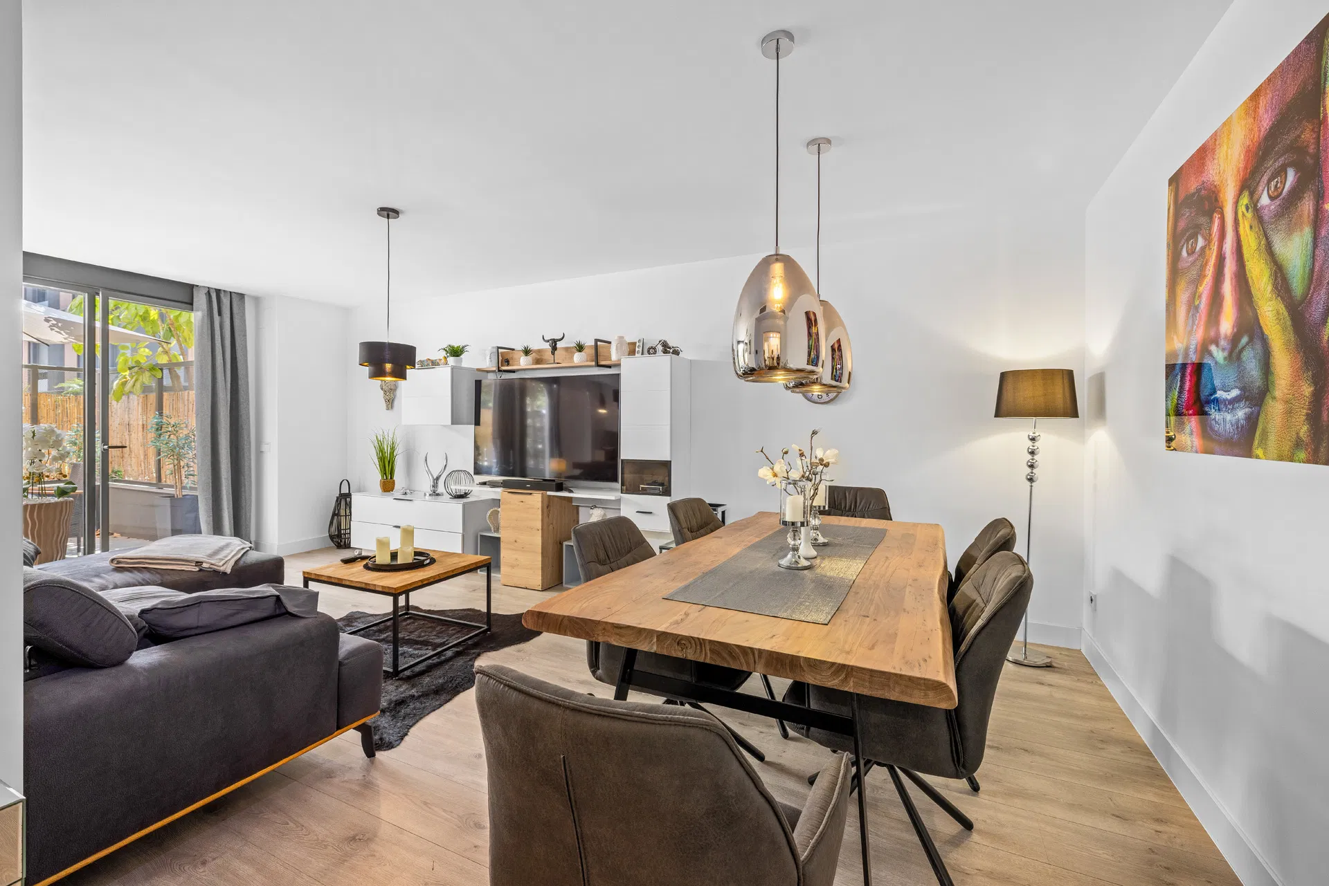 High-quality new-build apartment with spacious terrace near the sea-5