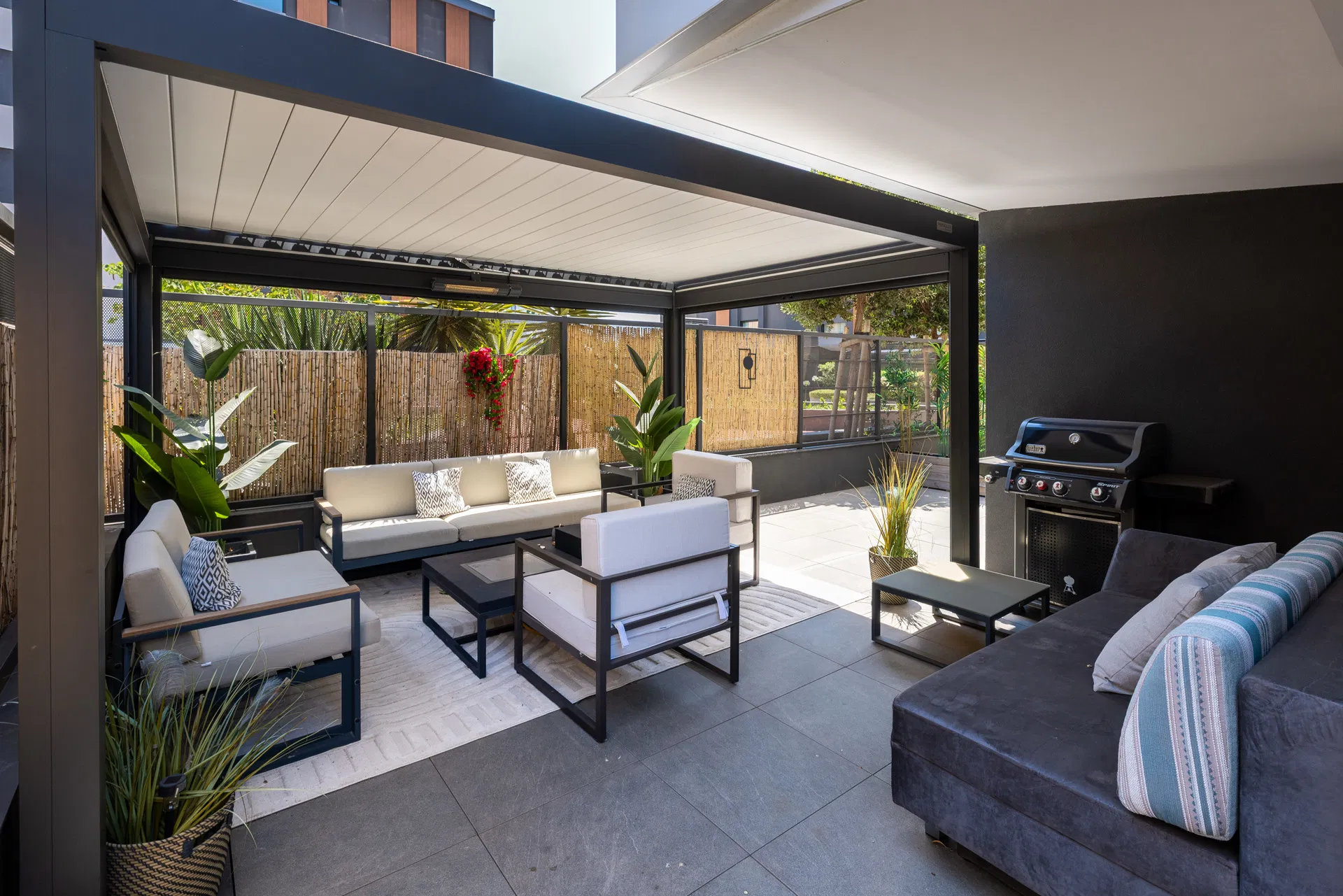 High-quality new-build apartment with spacious terrace near the sea-12