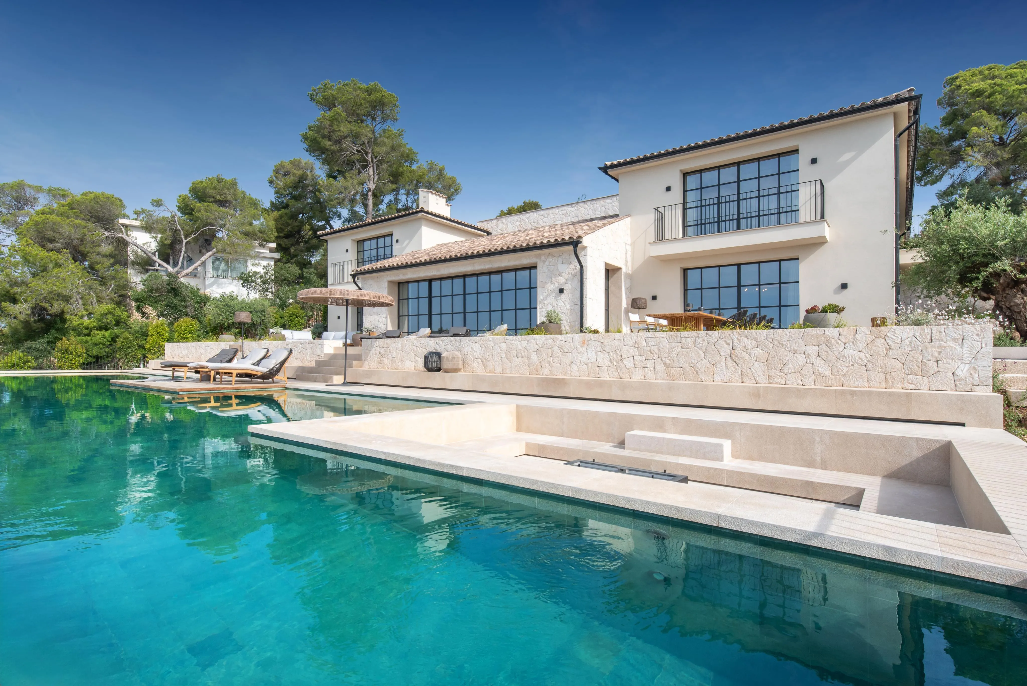 Villa con fantásticas vistas en viejo Bendinat-15