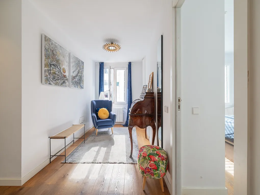 Mooie, lichte stadsflat op een toplocatie-6