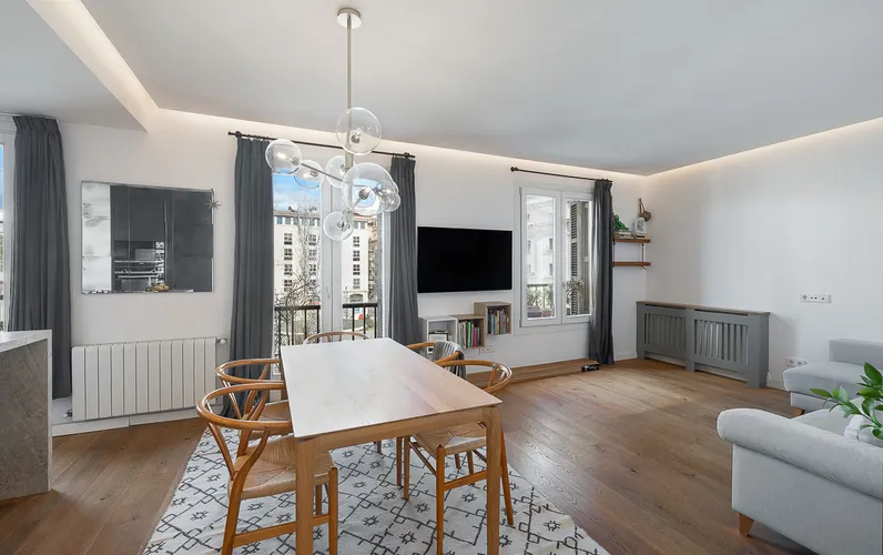 Mooie, lichte stadsflat op een toplocatie