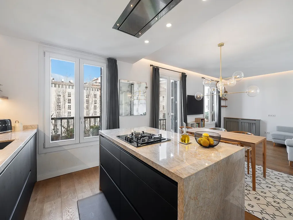 Precioso y luminoso piso en una ubicación privilegiada-4