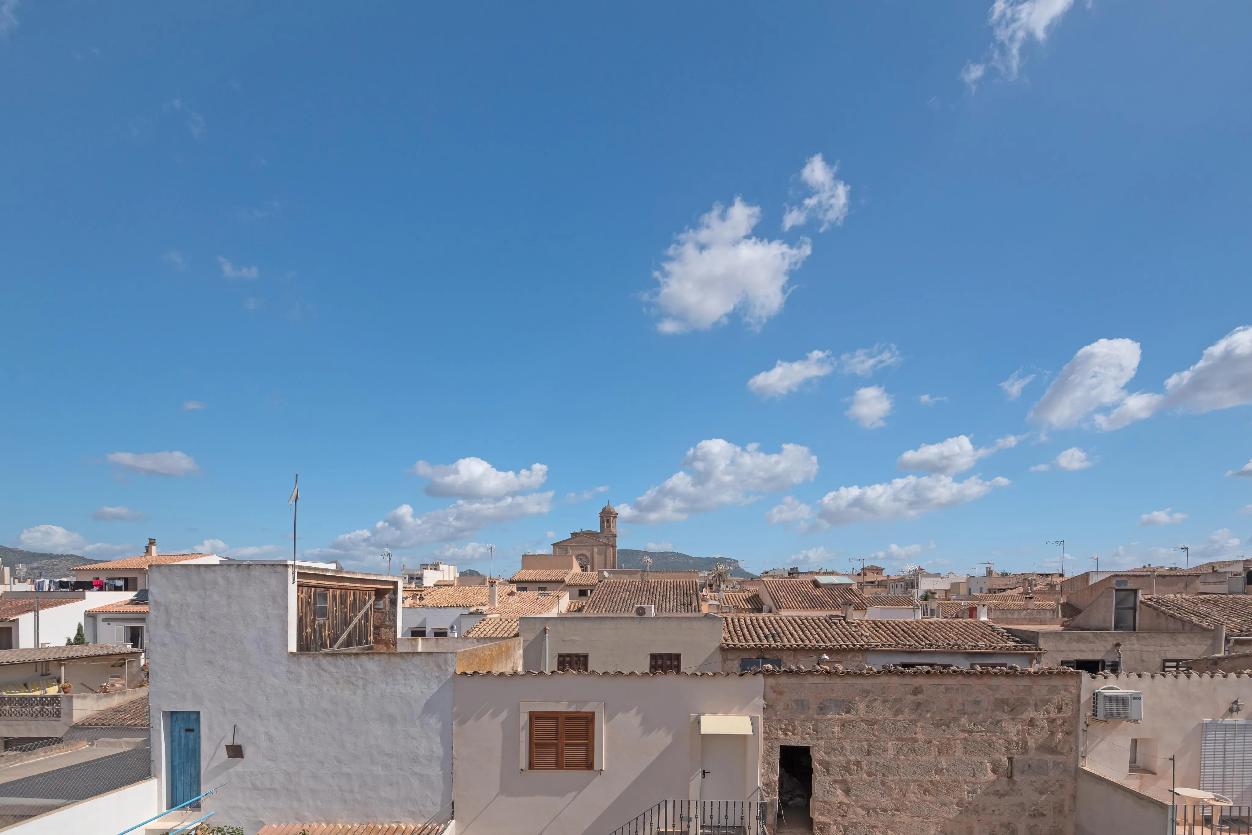 Отремонтированный таунхаус рядом с рыночной площадью с гаражом и патио-20