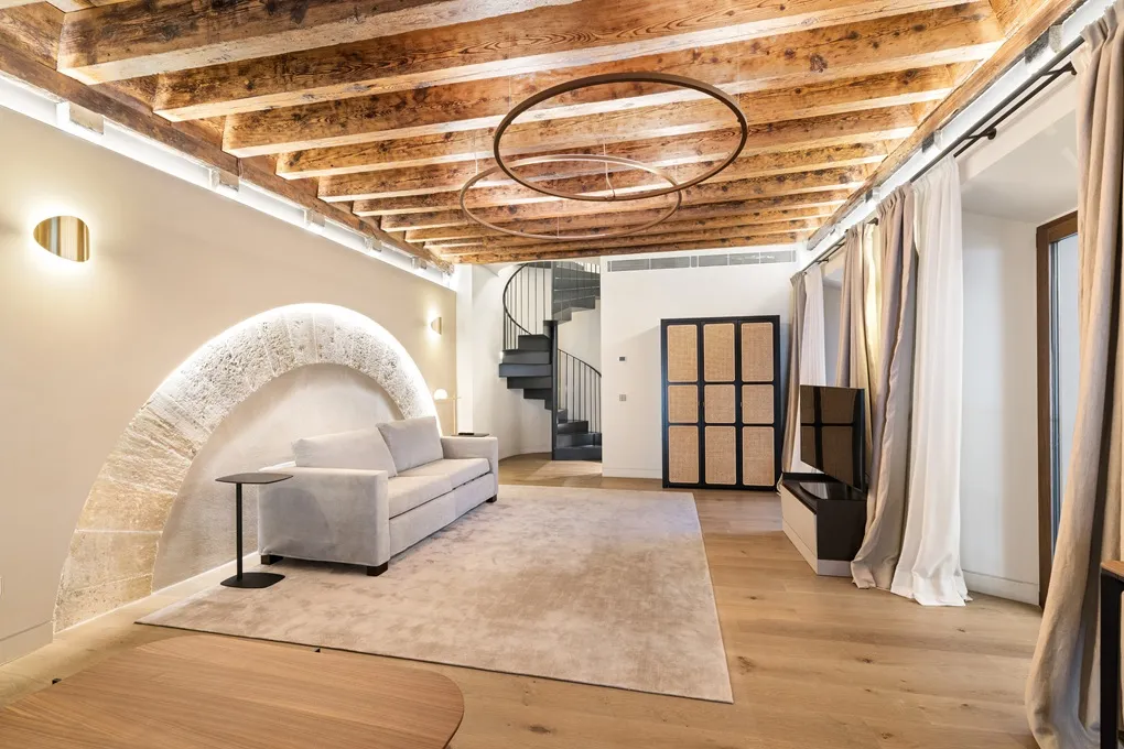 Apartamento dúplex de lujo en palacio histórico con parking, ascensor y balcones en San Jaime-6