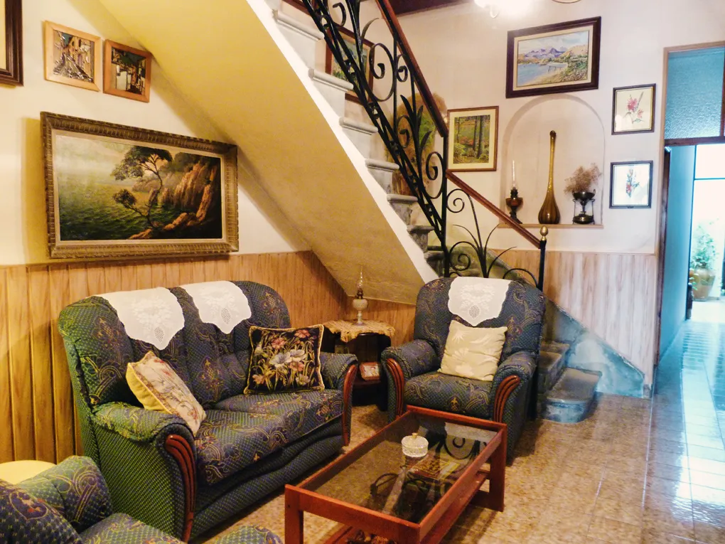 Radhus för renovering i Llubi-7