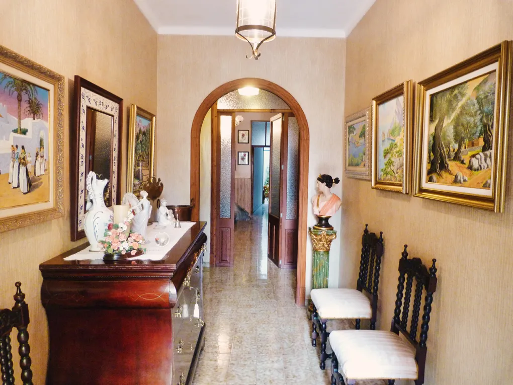 Radhus för renovering i Llubi-4