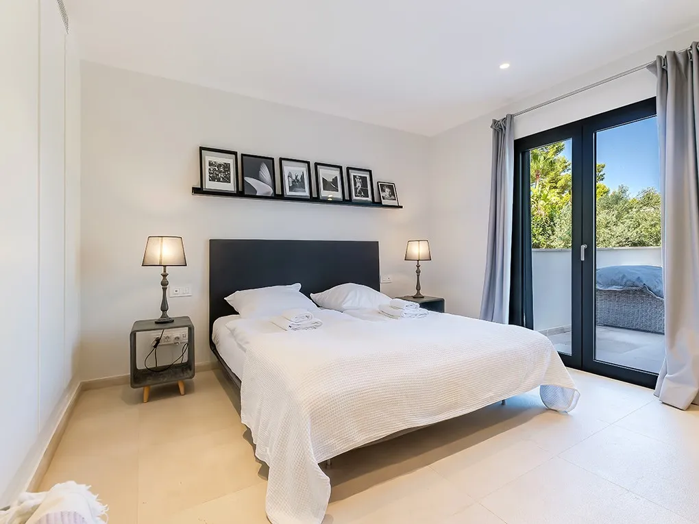 Familienvilla in Nova Santa Ponsa-14