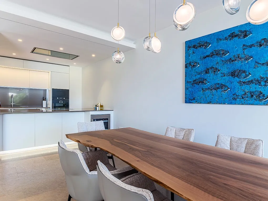 Luxe villa met zeezicht in New Folies-22