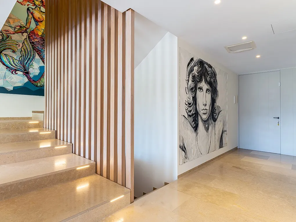 Luxe villa met zeezicht in New Folies-7