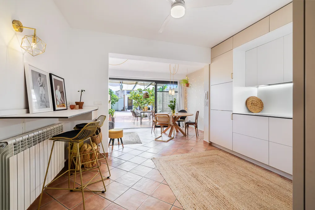 Casa de pueblo renovada con estilo, jardín, garaje y proyecto de piscina en Alaró-6