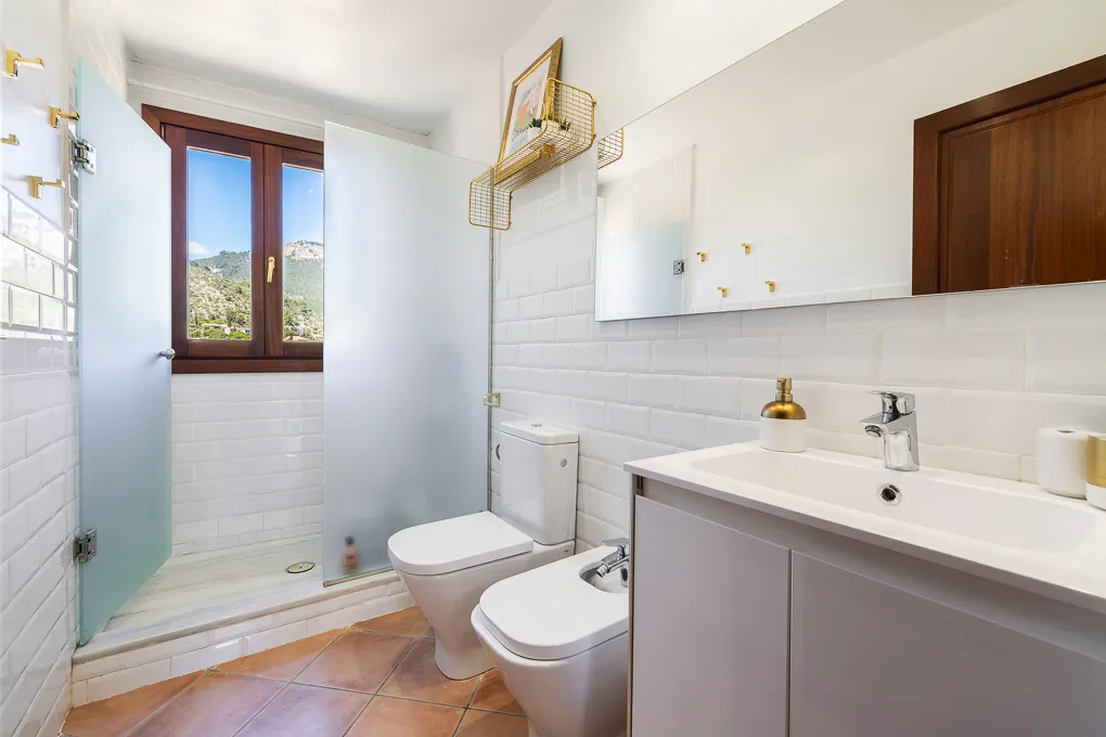 Casa de pueblo renovada con estilo, jardín, garaje y proyecto de piscina en Alaró-16