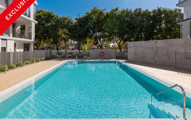 Nybyggnad: Bottenvåning med terrass, parkeringsplats, gemensam pool och gym i Nou Llevant