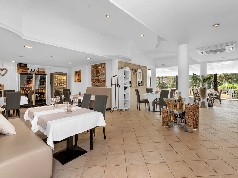 Proprietà commerciale in affitto nelle vicinanze di Porto Adriano-10