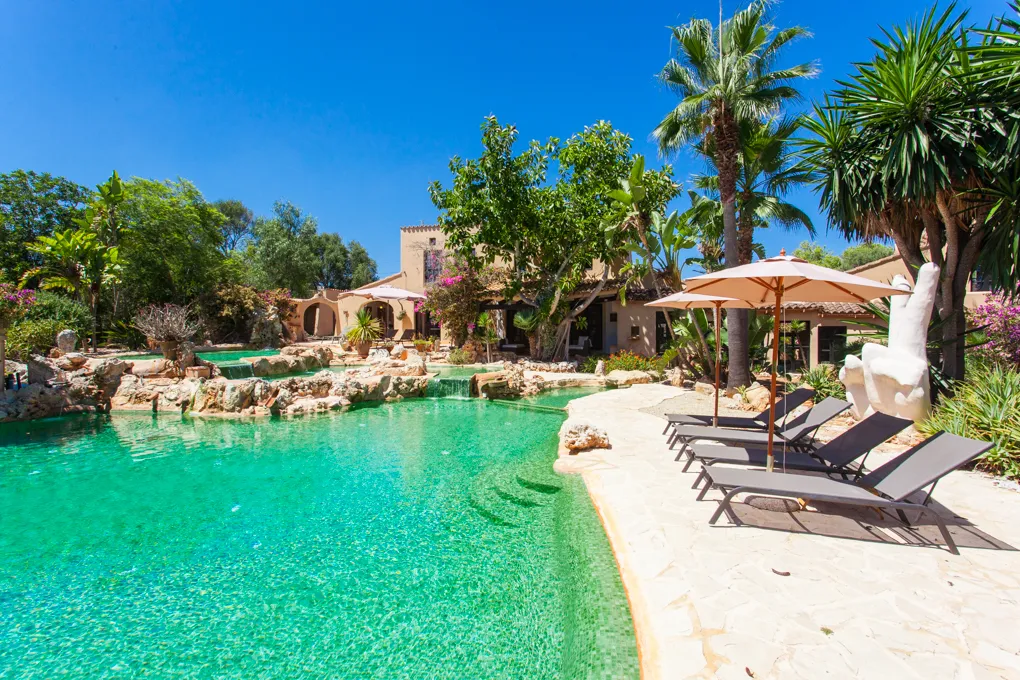 Conjunto de propiedades con licencia de alquiler-26