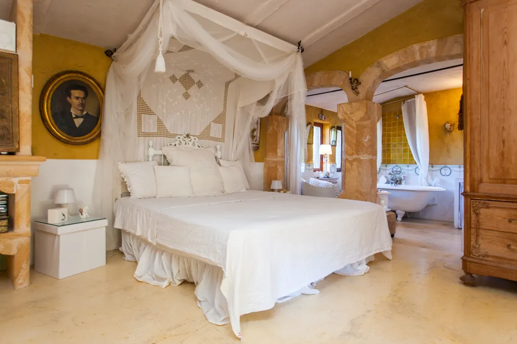 Authentic finca ensemble with rental license-18