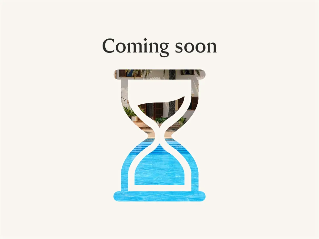 Finca mit großzügigem Pool und Bergblick in Selva-1