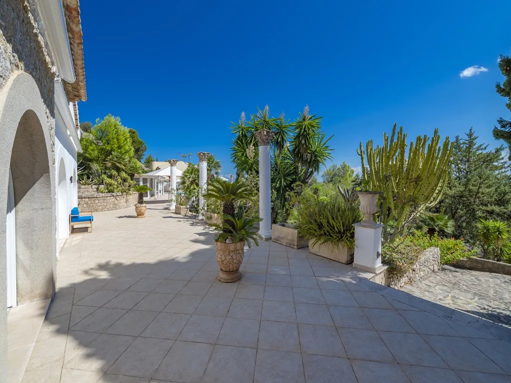 Prachtige villa met panoramisch uitzicht en privé gastenappartement in Pollensa-53