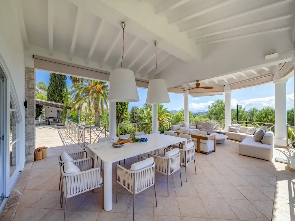 Prachtige villa met panoramisch uitzicht en privé gastenappartement in Pollensa-4