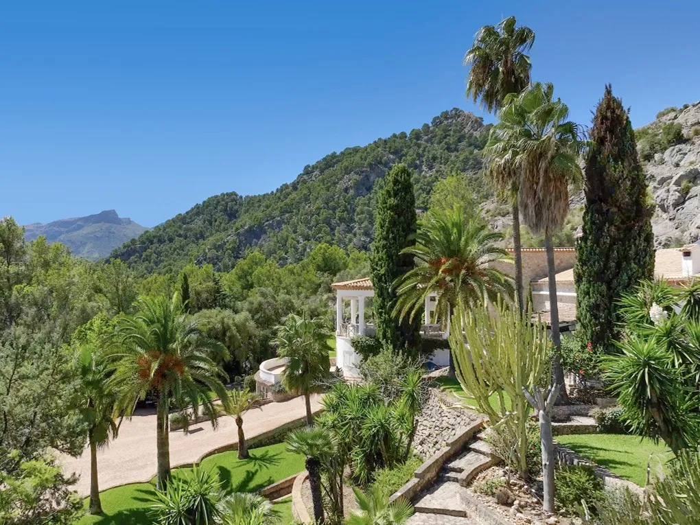 Prachtige villa met panoramisch uitzicht en privé gastenappartement in Pollensa-49