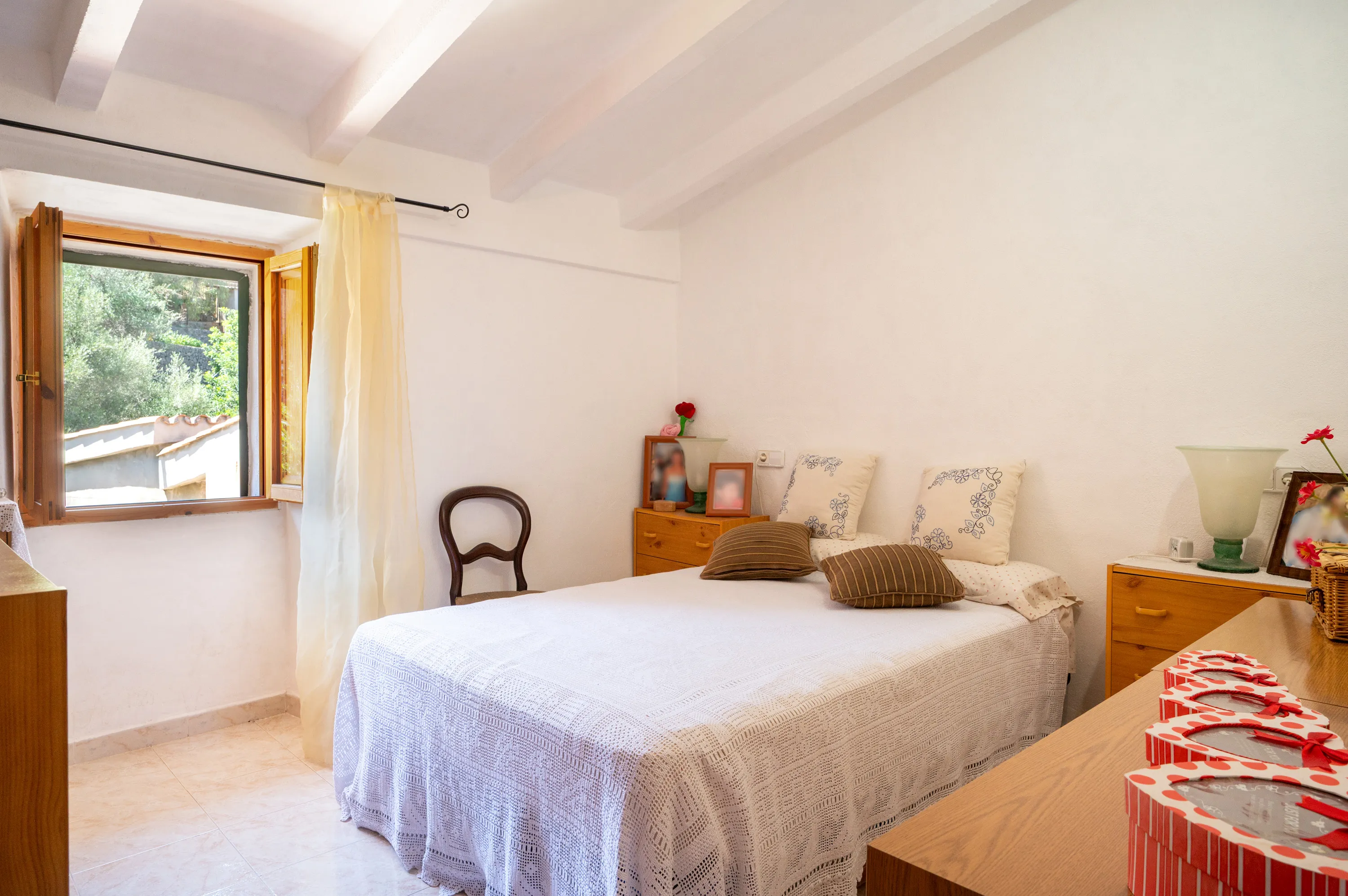 Una encantadora casa de poble amb gran potencial al cor d'Esporles-9