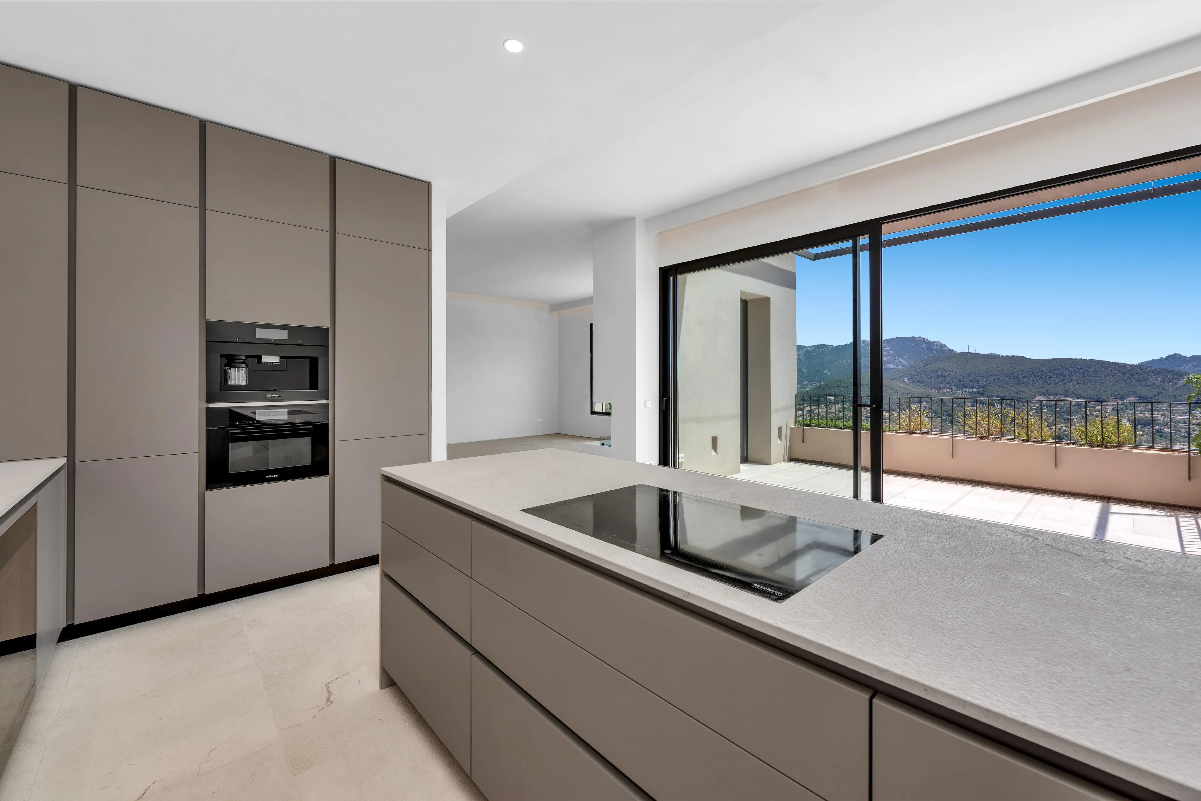 Casa moderna con fantastica vista sul porto-4