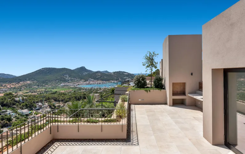 Casa moderna con fantastica vista sul porto