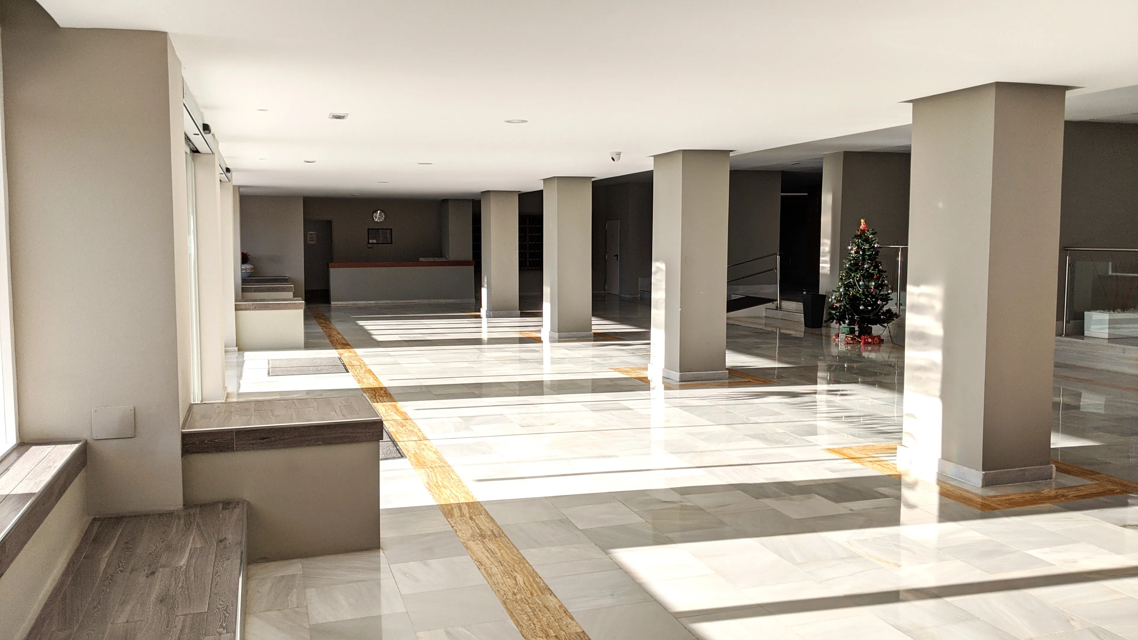 Klar til at flytte ind! Studiolejlighed med fantastisk havudsigt-7