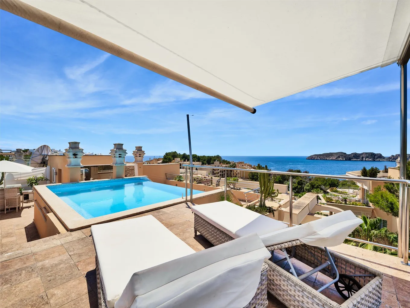 Renoviertes Penthouse mit atemberaubendem Meerblick-1