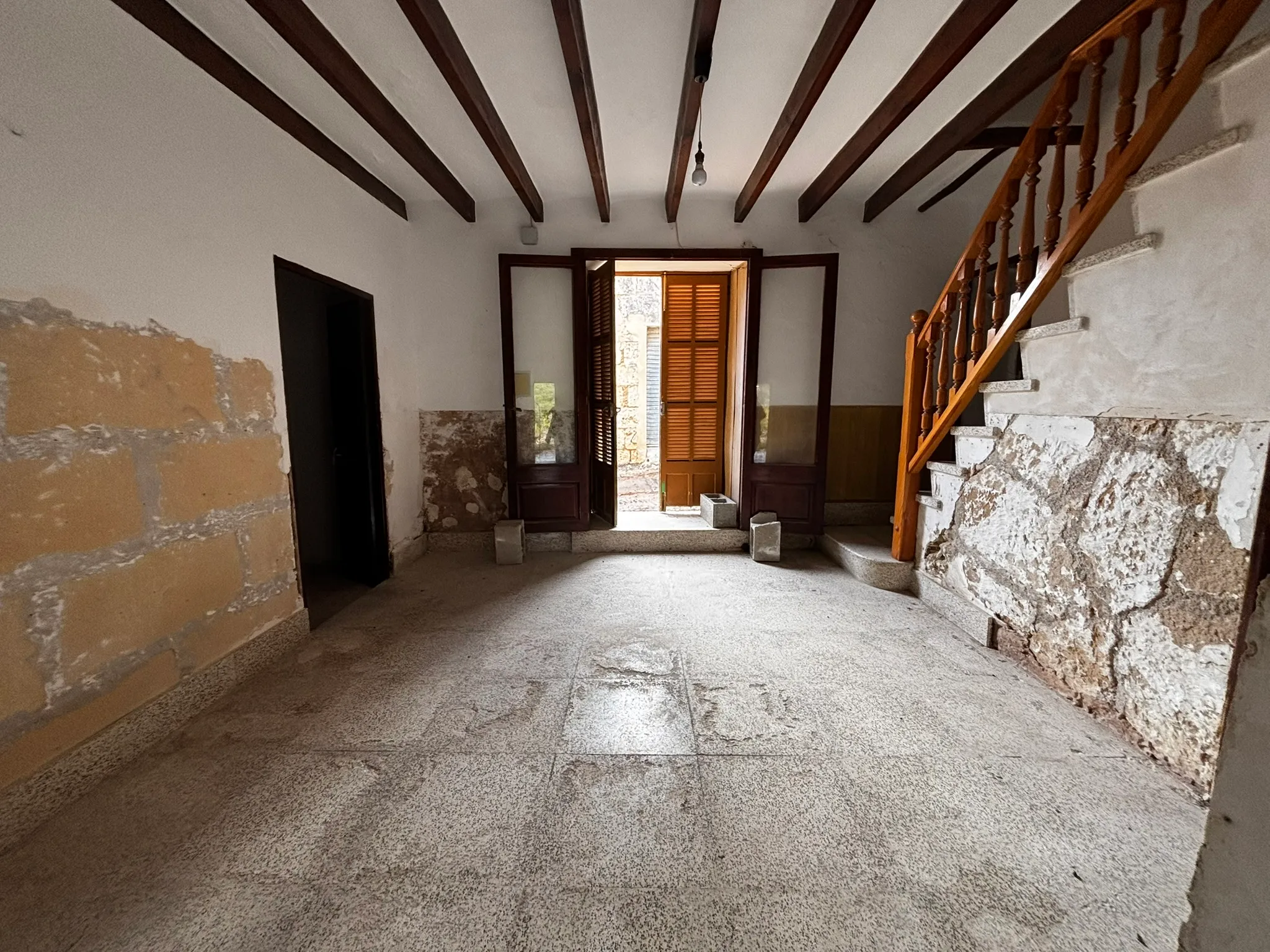 Encantadora casa de poble amb jardí i vistes a la muntanya a Moscari-3