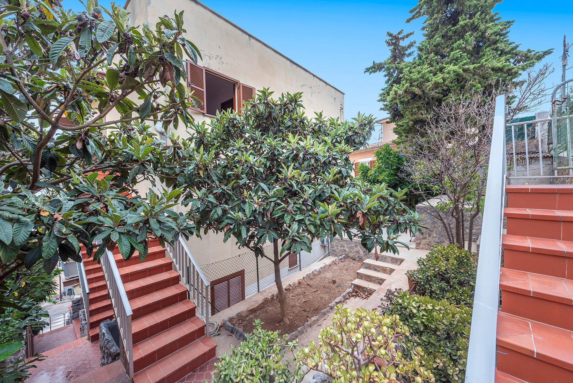 Apartment with outstanding potential in Port de Sóller-16