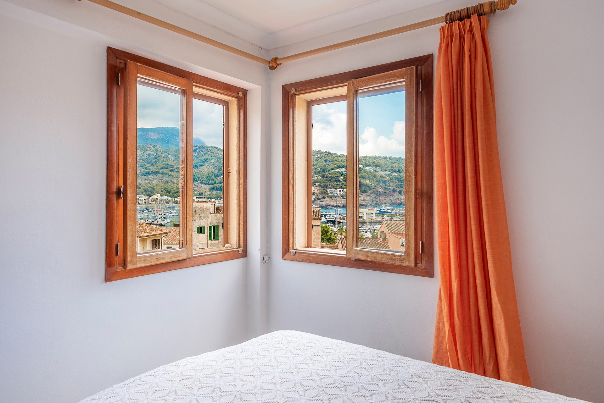 Apartment with outstanding potential in Port de Sóller-15