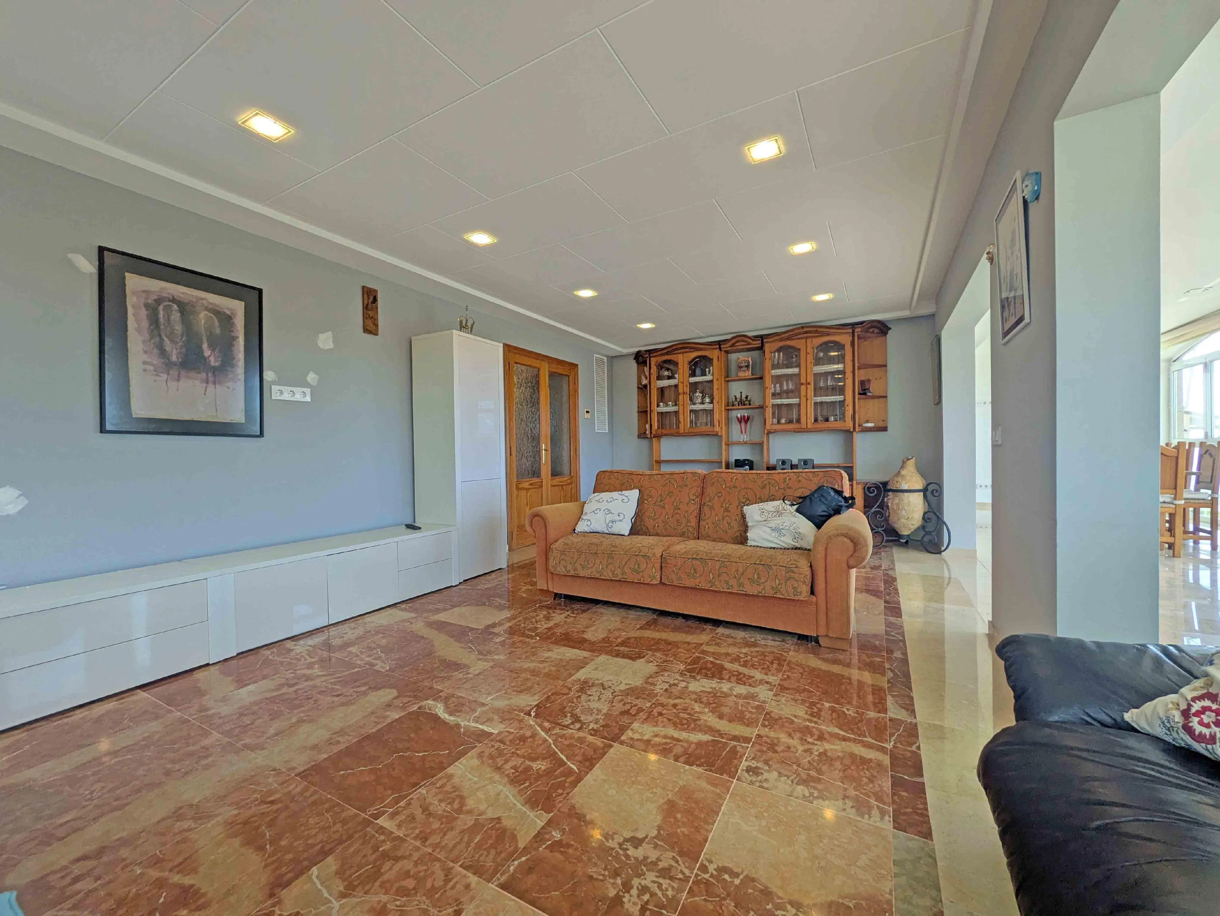 Apartment with sea view and direct beach location in S'Estanyol-3