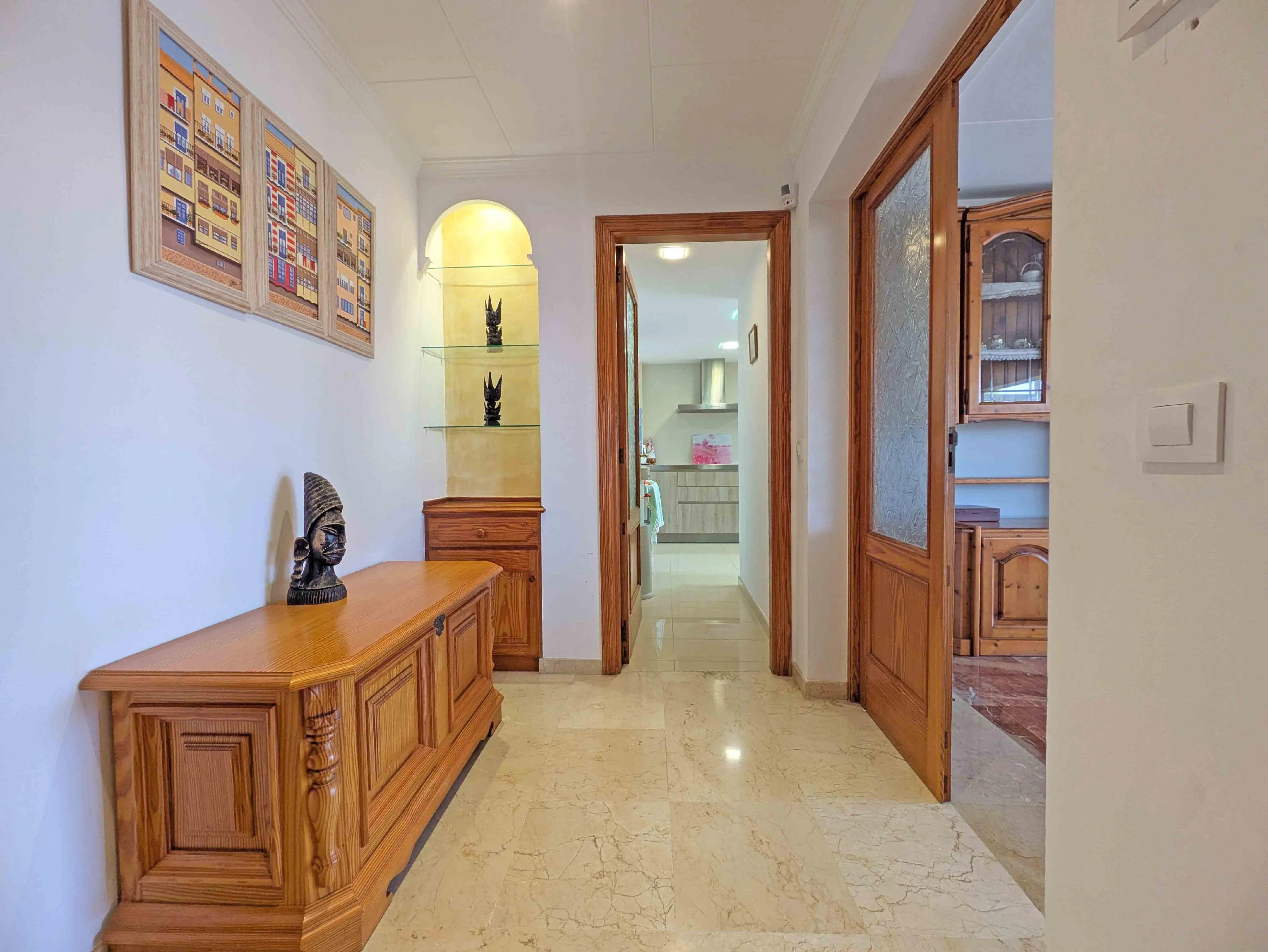 Apartment with sea view and direct beach location in S'Estanyol-5