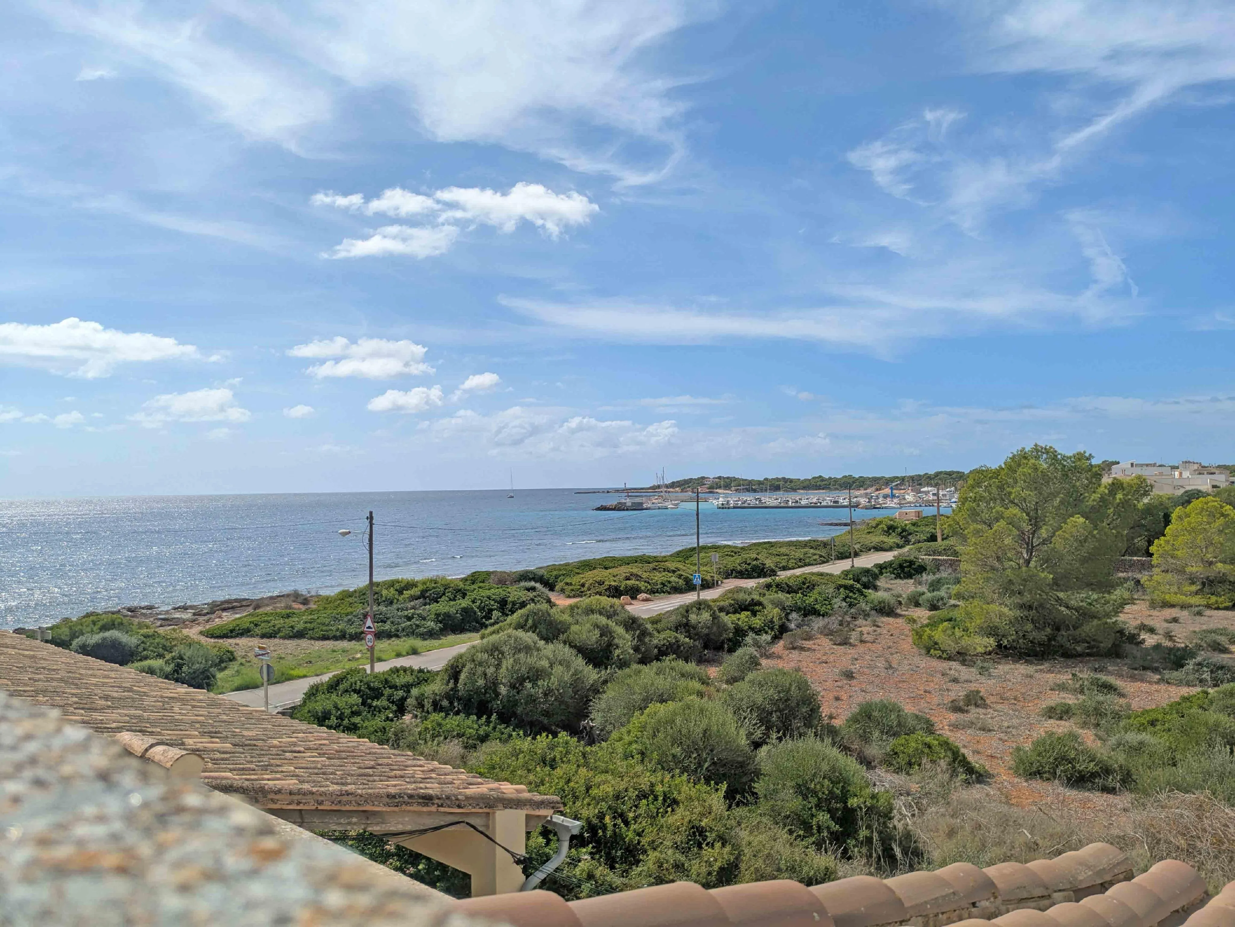 Apartment with sea view and direct beach location in S'Estanyol-1