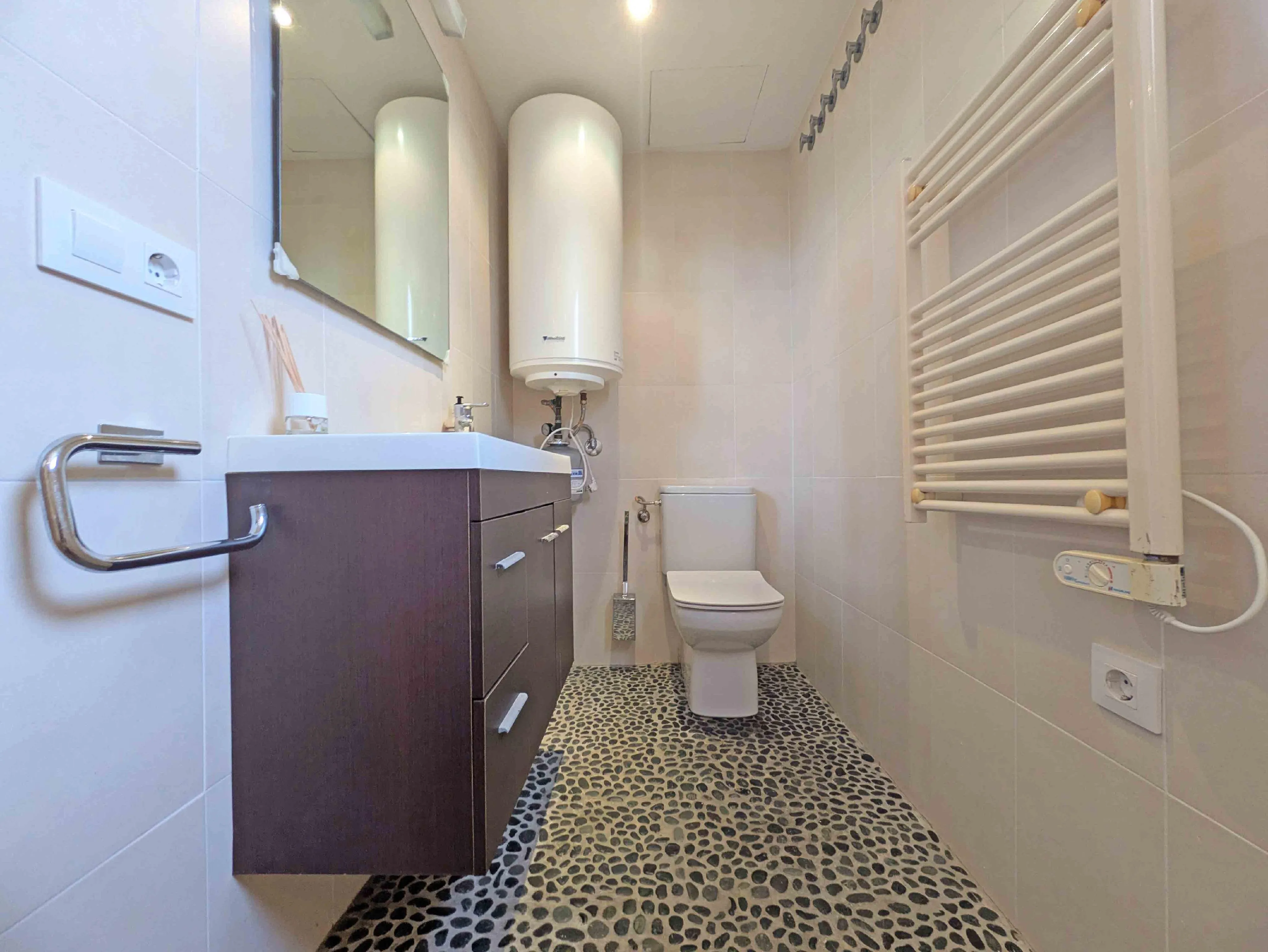 Apartment with sea view and direct beach location in S'Estanyol-11