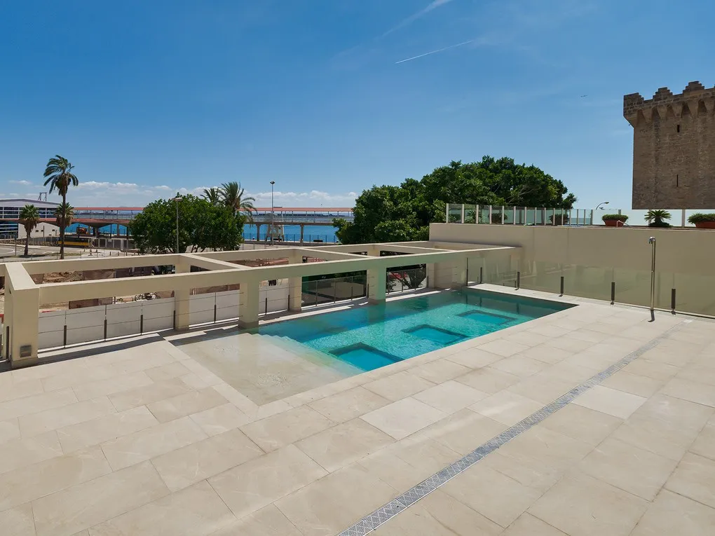 Indrukwekkend nieuw appartement met zeezicht aan de haven-12