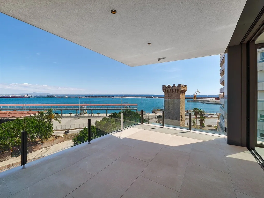 Perfekte Neubau-Meerblickwohnung am Hafen-11