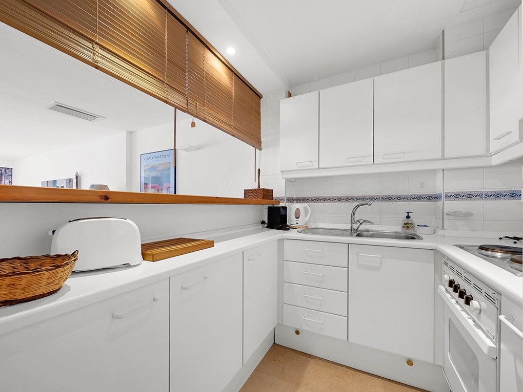 Sea view apartment in Camp de Mar-7
