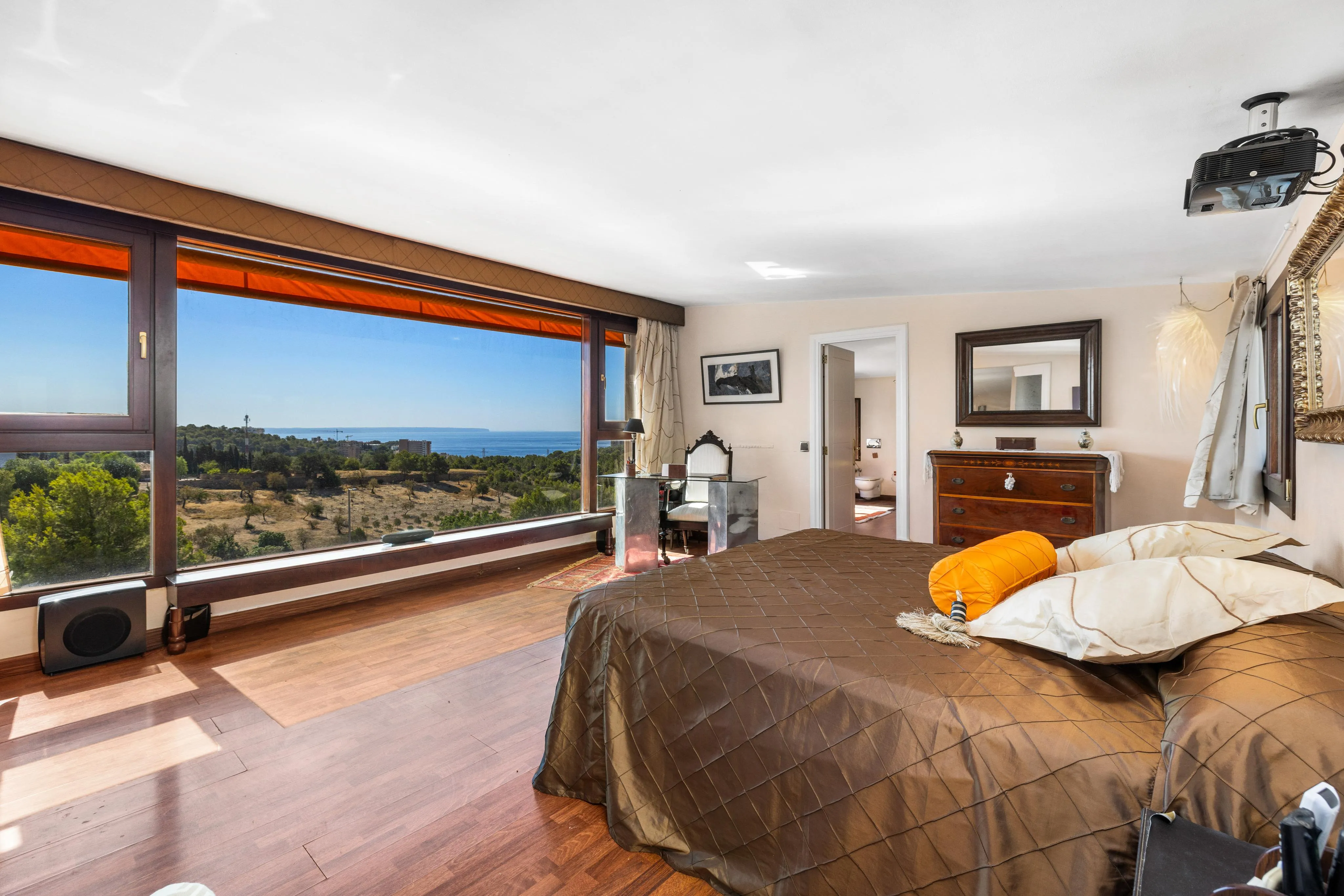 Exklusive mediterrane Villa mit viel Potenzial in Genova-12