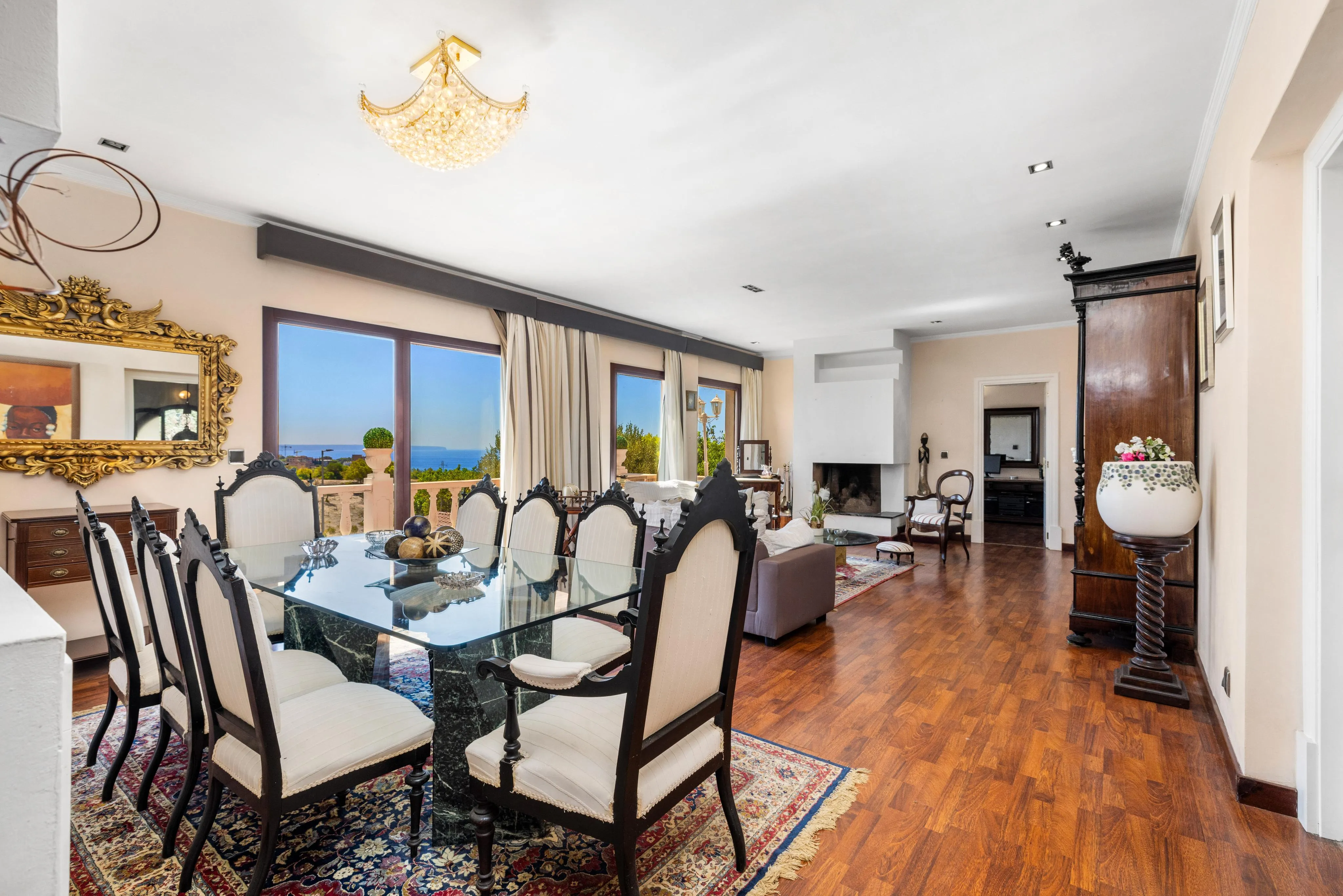 Exklusive mediterrane Villa mit viel Potenzial in Genova-10