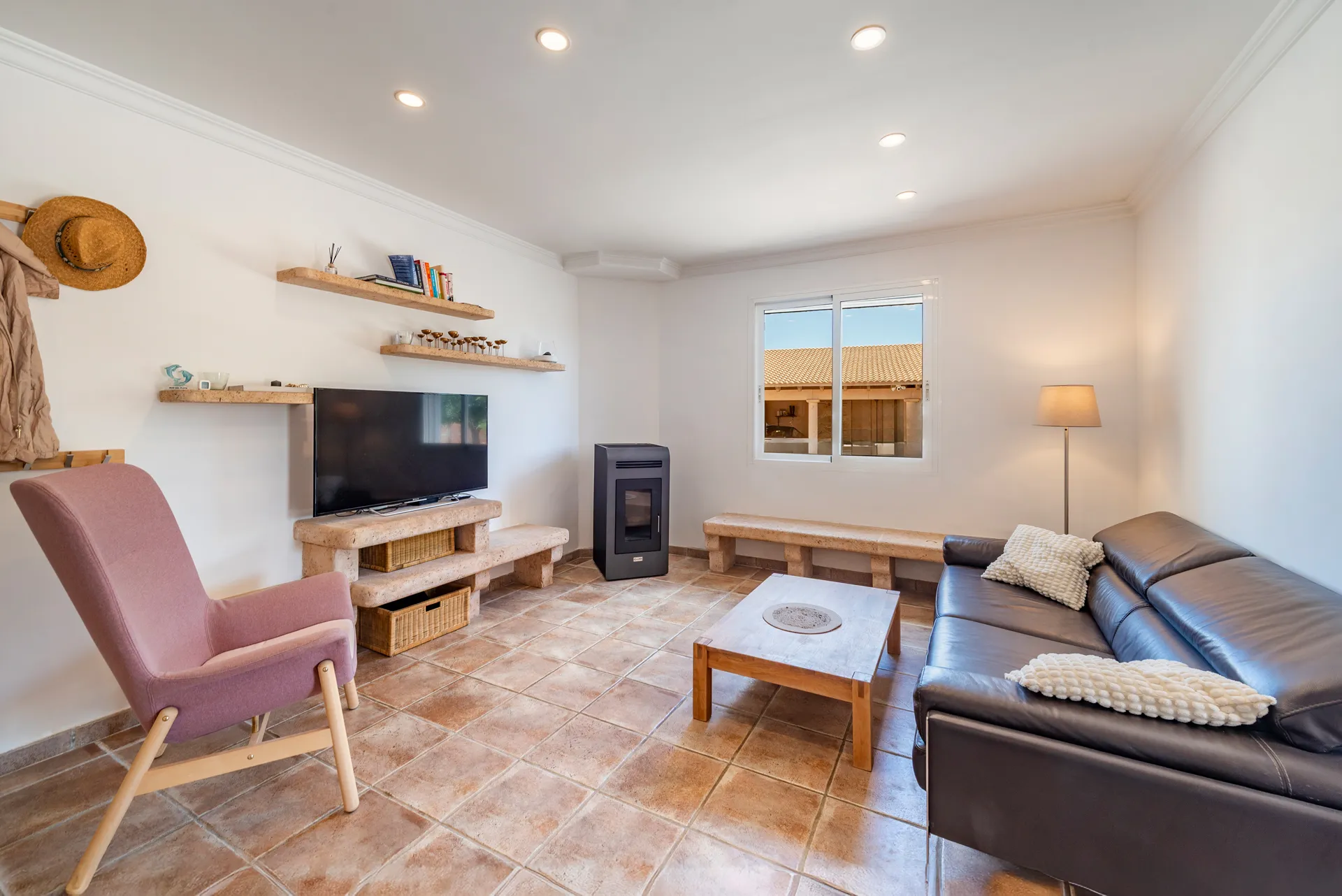 Mediterraan landhuis met verhuurvergunning, privacy en panoramisch uitzicht in het noorden van Mallorca-6