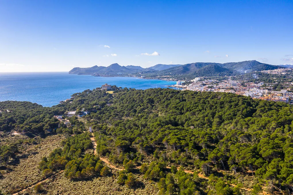 Casa moderna con vista al mar - entre la costa y el parque natural-16